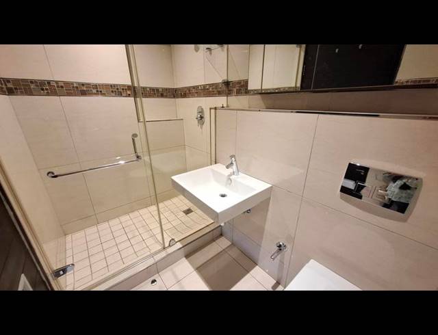 3 BEDROOM PROPERTY TO RENT IN OVERPORT